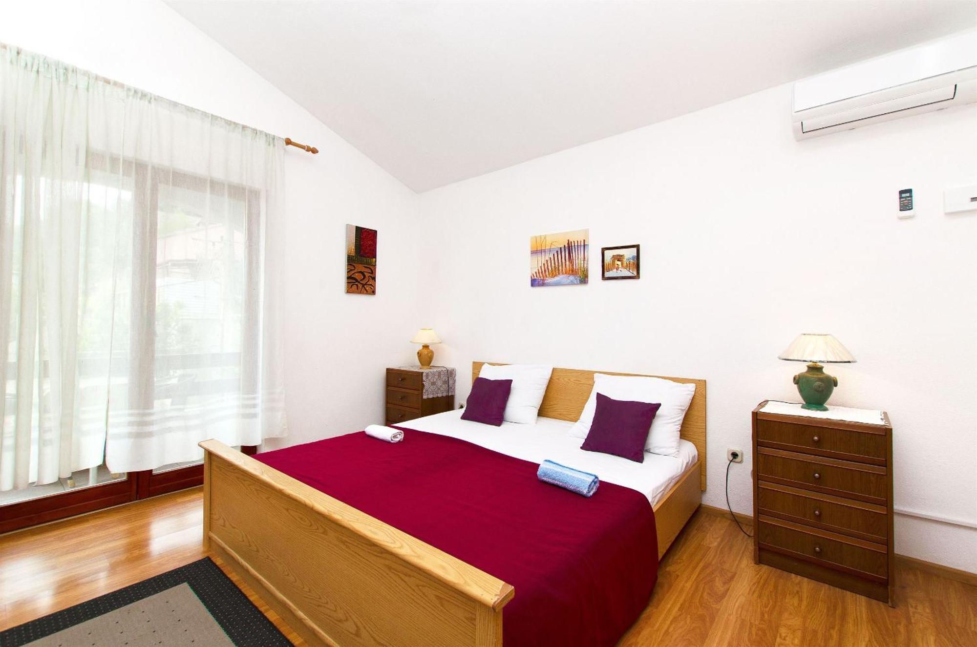 Apartments Neva Sumpetar Zewnętrze zdjęcie